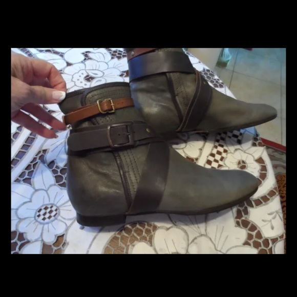 Chloe Gray Leather Ankle Boots Size 40 - Picture 3 of 9